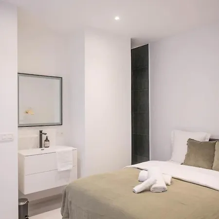 Wonderful Central 2Br Ghent Apt W View On Leie Exterior photo