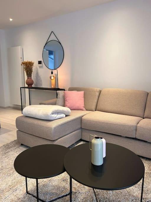 Wonderful 2br W View On Leie Appartement *